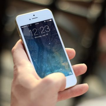 iphone-410324_960_720 La venta de móviles reacondicionados en España crece a un ritmo del 36%