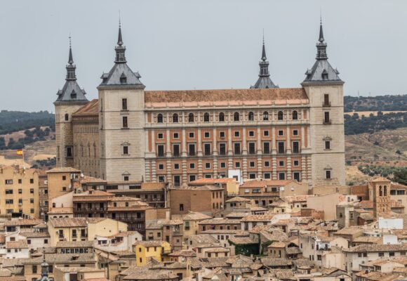 Alcazar EL ALCÁZAR DE TOLEDO: TESTIGO DE LA HISTORIA DE ESPAÑA